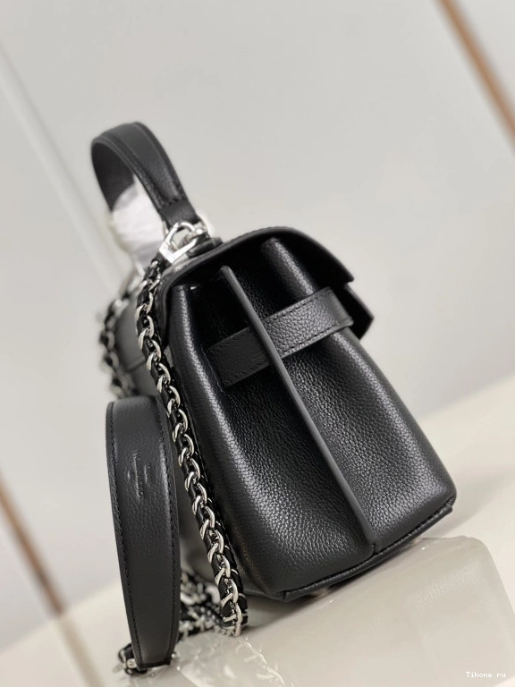 Cheap MINI LOUIS EVER LOCKME VUITTON 0720